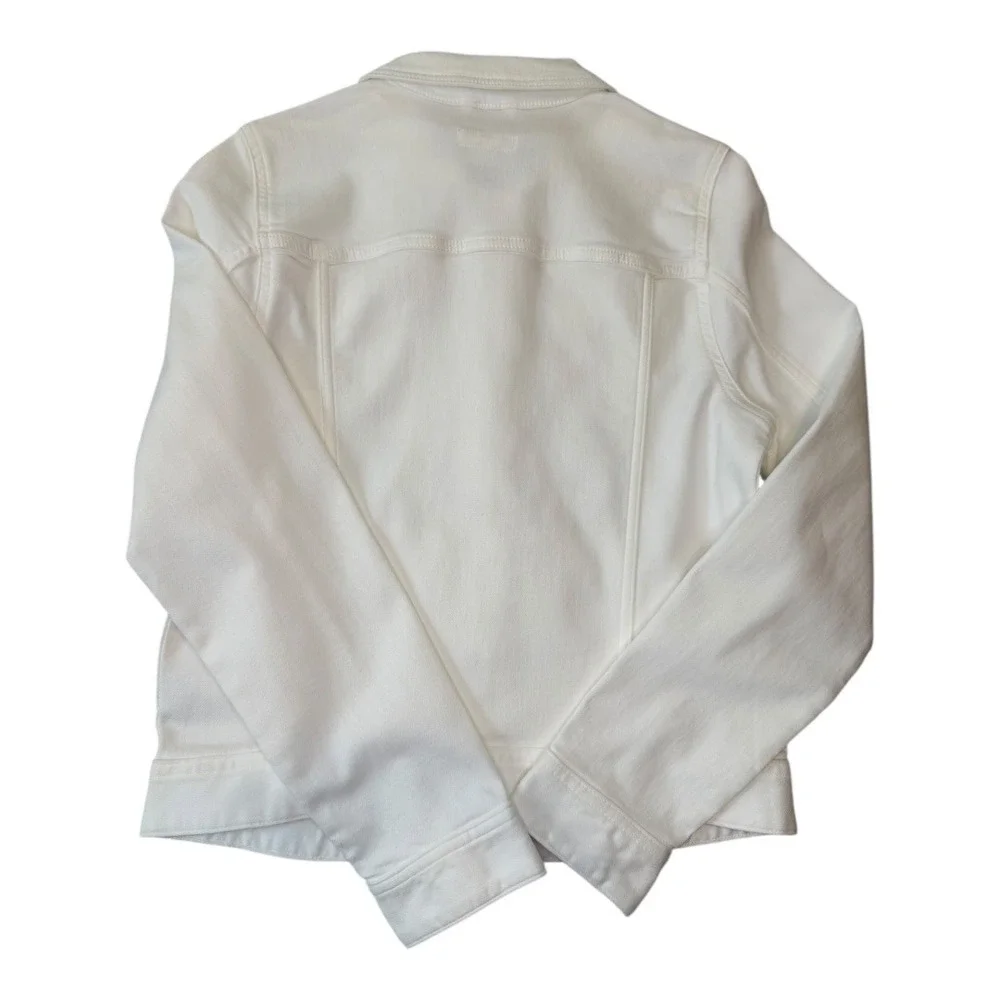 Crewcuts embrace timeless